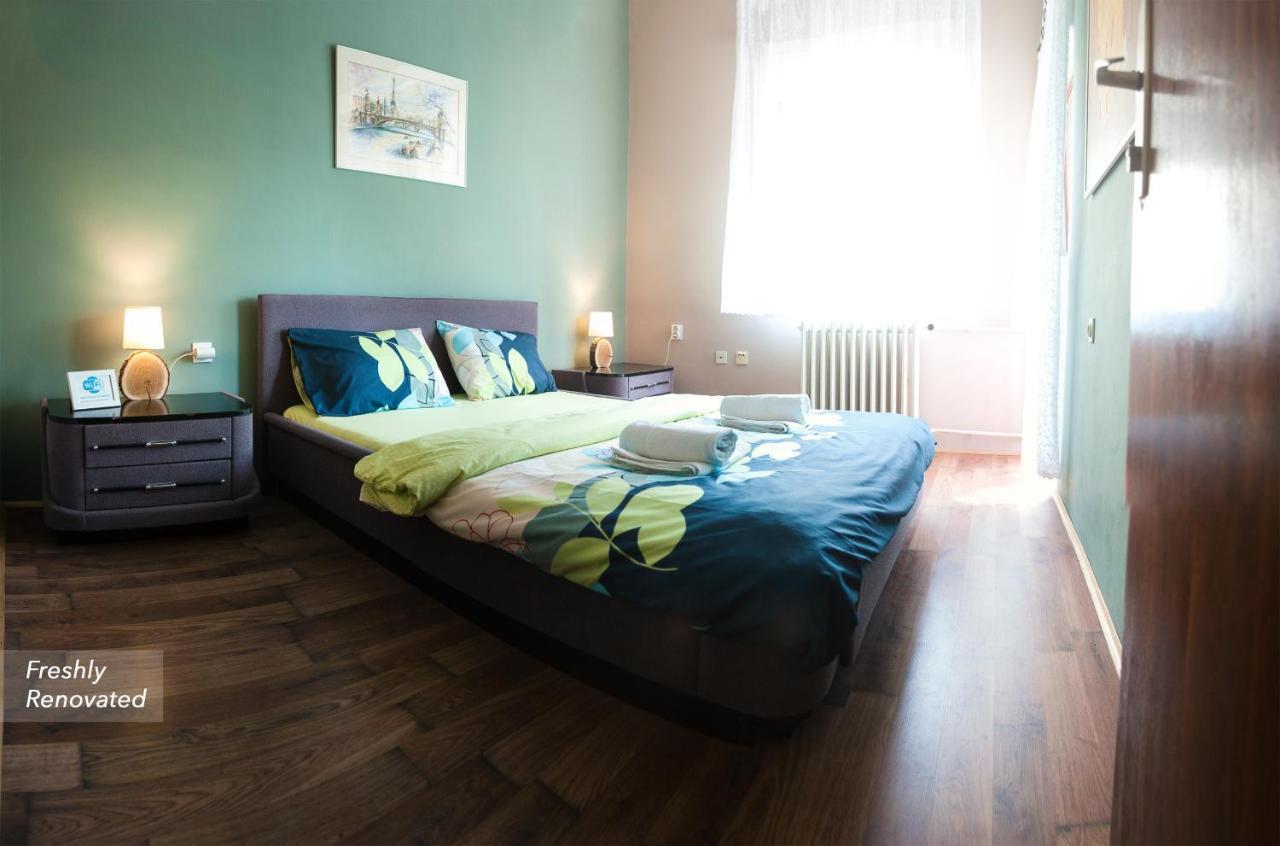 Universe Rooms & Apartments Szkopje Kültér fotó